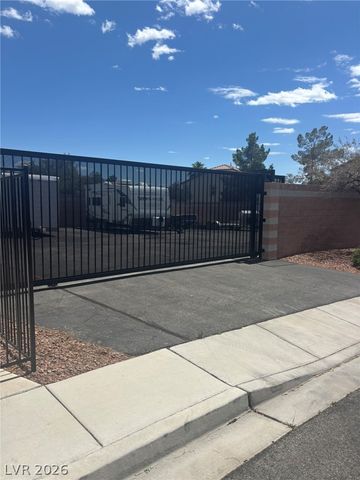5716 Native Sunflower Street, North Las Vegas, NV 89031