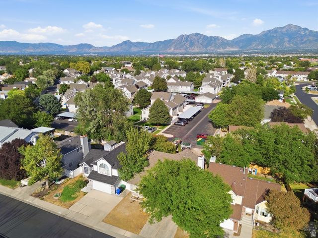7975 S PALLADIUM DR, West Jordan, UT 84088
