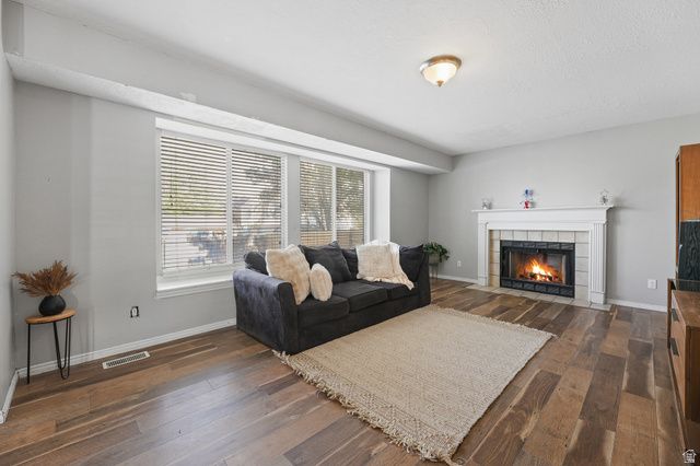 7975 S PALLADIUM DR, West Jordan, UT 84088
