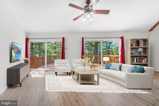 1810 RIDGE RD, Haymarket, VA 20169