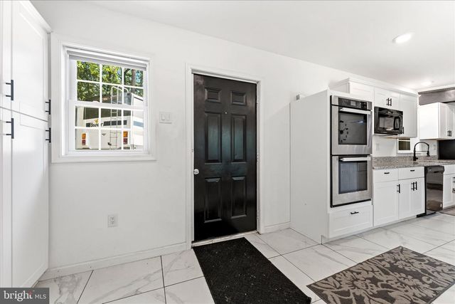 1810 RIDGE RD, Haymarket, VA 20169