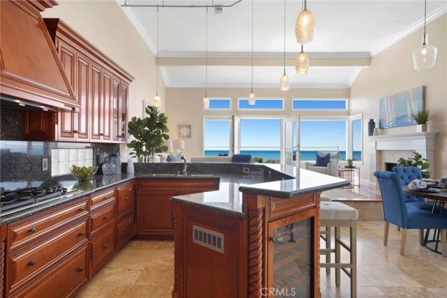 41 New York Court, Dana Point, CA 92629