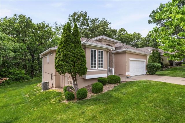 4408 E Atherton Court, Independence, MO 64055