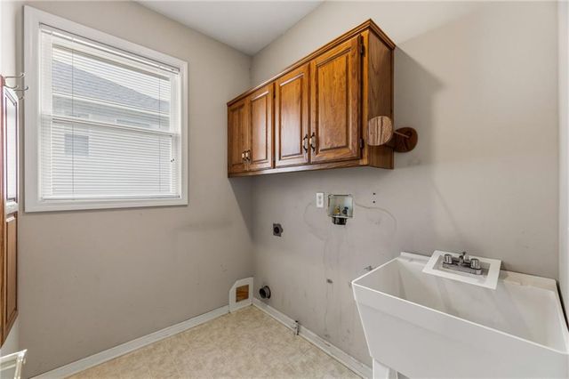 4408 E Atherton Court, Independence, MO 64055