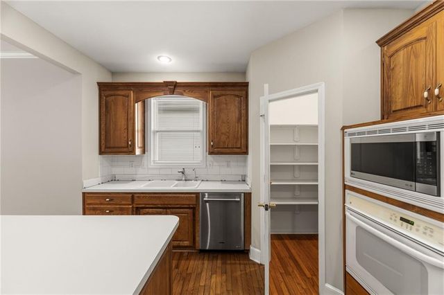 4408 E Atherton Court, Independence, MO 64055