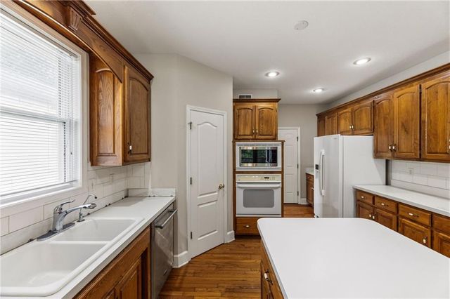 4408 E Atherton Court, Independence, MO 64055
