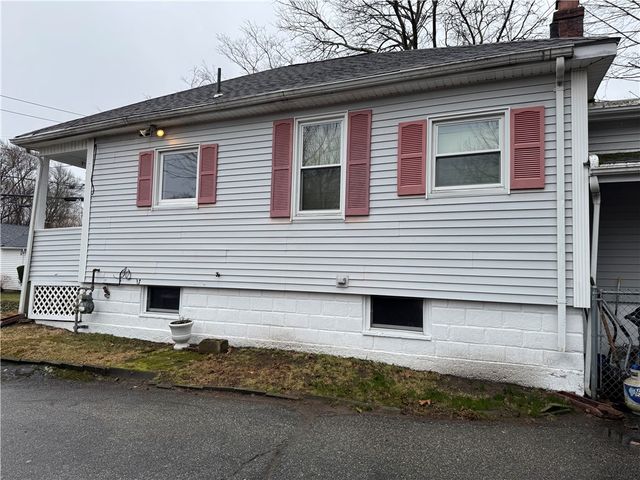 165 Borden Avenue, Johnston, RI 02919