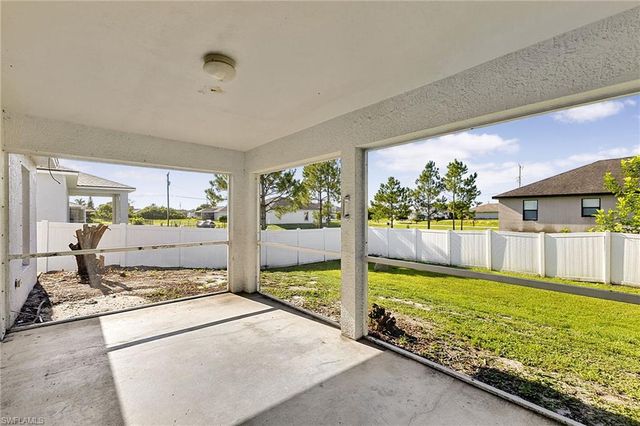4205 11th ST W, Lehigh Acres, FL 33971