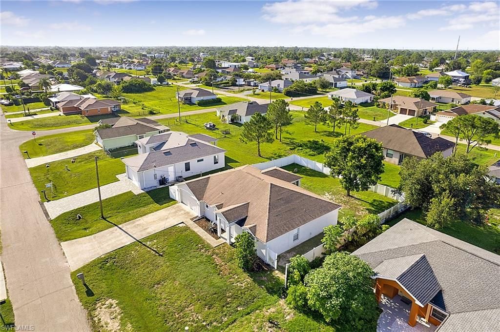 4205 11th ST W, LEHIGH ACRES, FL 33971 — photo 3