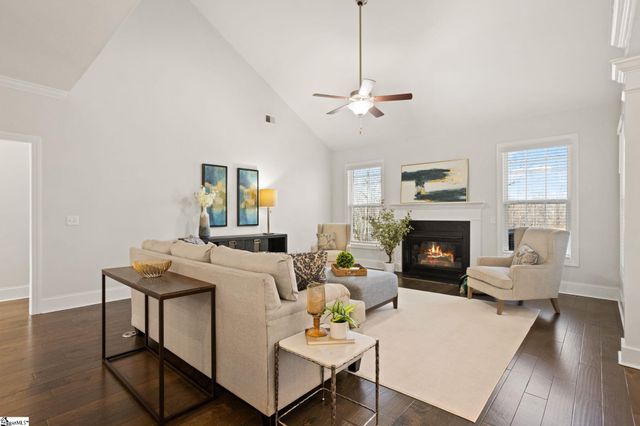 216 Scotts Bluff Drive, Simpsonville, SC 29681