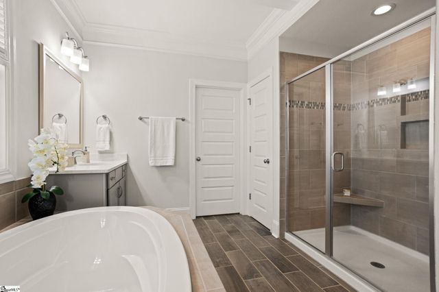 216 Scotts Bluff Drive, Simpsonville, SC 29681