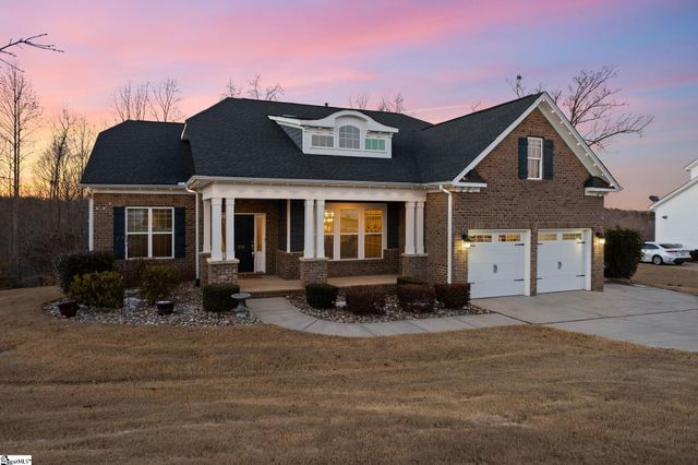 216 Scotts Bluff Drive, Simpsonville, SC 29681