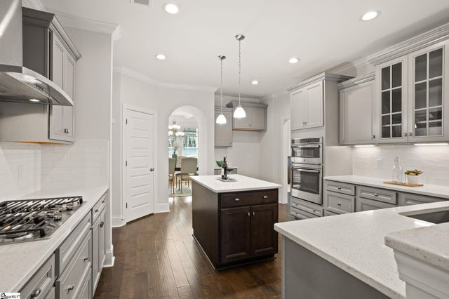 216 Scotts Bluff Drive, Simpsonville, SC 29681