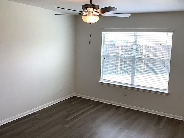 910 Redcrest Springs Court, Houston, TX 77073