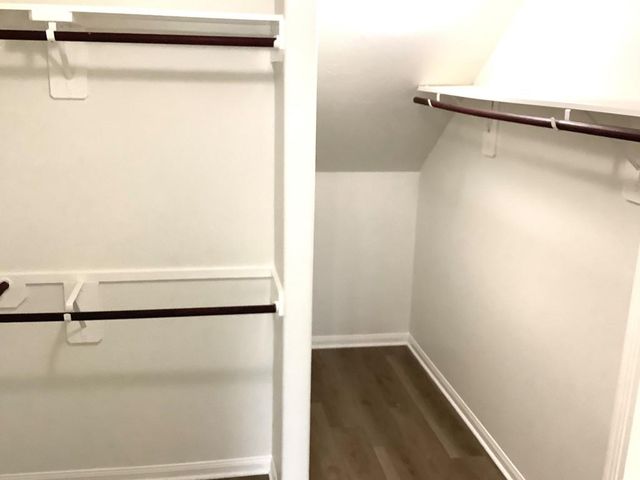 910 Redcrest Springs Court, Houston, TX 77073