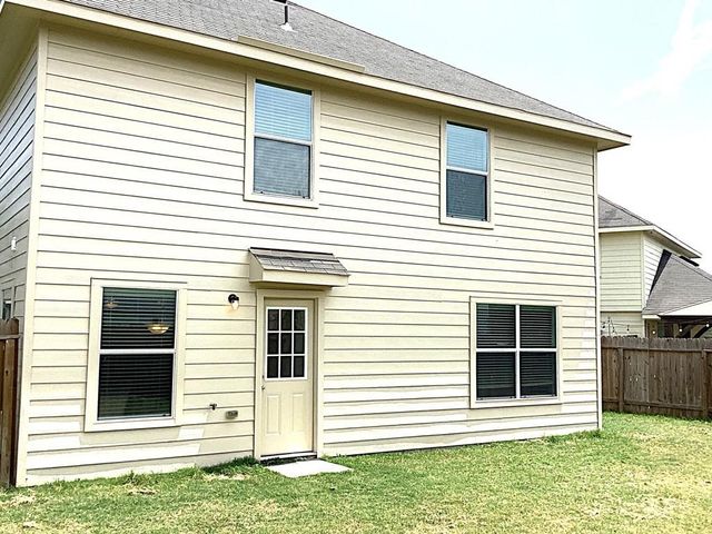 910 Redcrest Springs Court, Houston, TX 77073