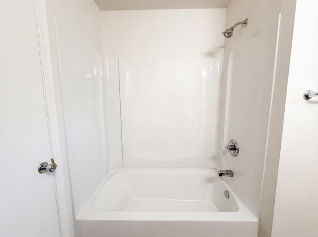 8615 Virginia Circle N, Saint Louis Park, MN 55426