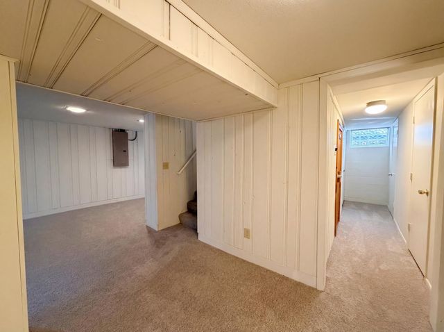 8615 Virginia Circle N, Saint Louis Park, MN 55426