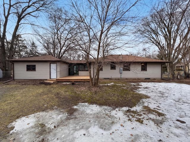 8615 Virginia Circle N, Saint Louis Park, MN 55426
