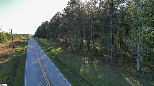 07 Garlington Road, Mountville, SC 29370