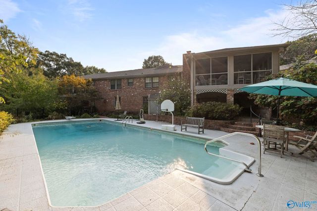 303 Ormond Circle, Huntsville, AL 35801