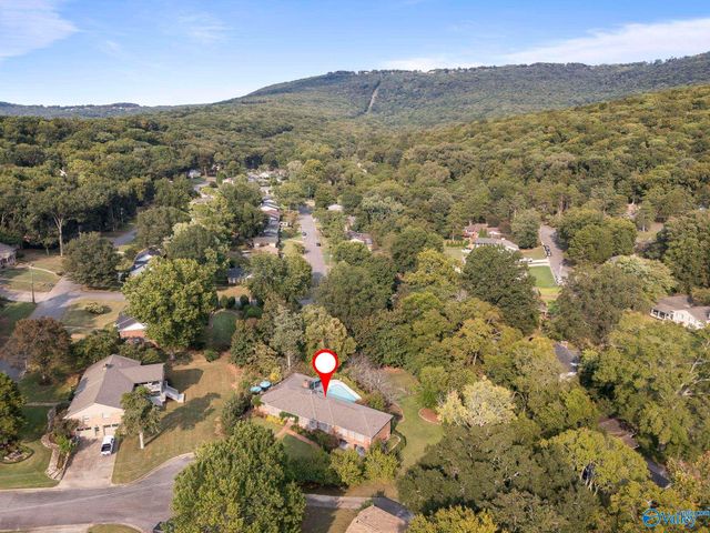 303 Ormond Circle, Huntsville, AL 35801