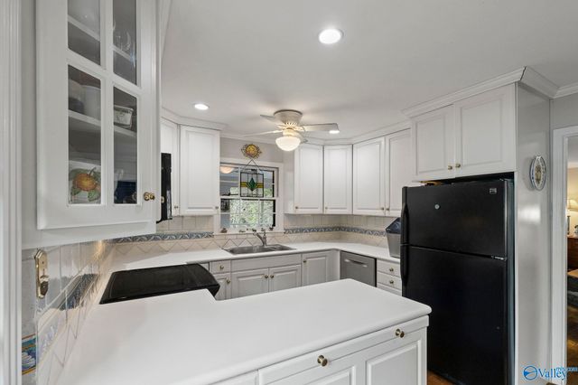 303 Ormond Circle, Huntsville, AL 35801