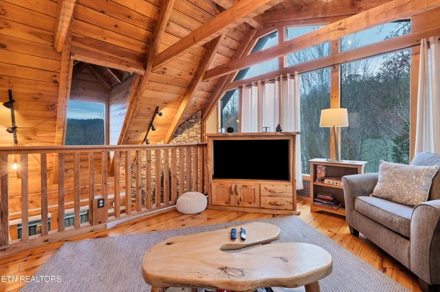 219 Tolliver Tr, Townsend, TN 37882