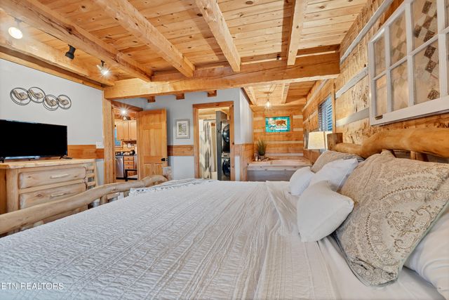 219 Tolliver Tr, Townsend, TN 37882