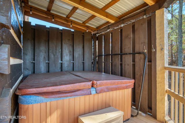 219 Tolliver Tr, Townsend, TN 37882