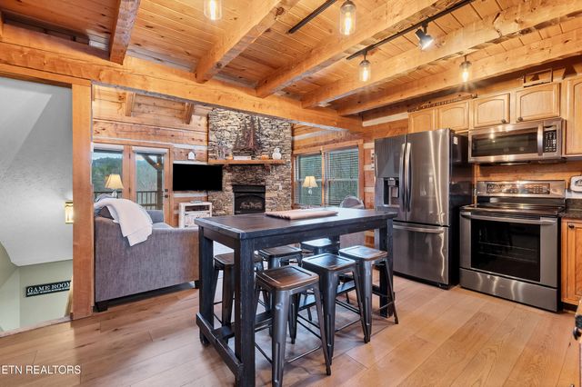 219 Tolliver Tr, Townsend, TN 37882