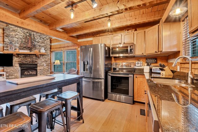 219 Tolliver Tr, Townsend, TN 37882