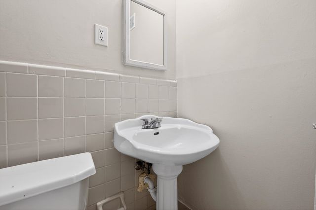 4828 KNIGHT ARNOLD RD, Memphis, TN 38118