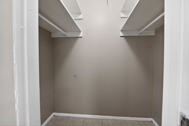 4828 KNIGHT ARNOLD RD, Memphis, TN 38118