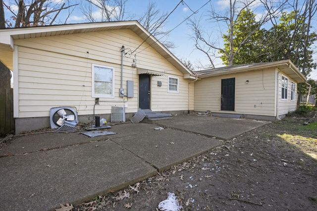 4828 KNIGHT ARNOLD RD, Memphis, TN 38118