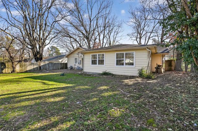 4828 KNIGHT ARNOLD RD, Memphis, TN 38118