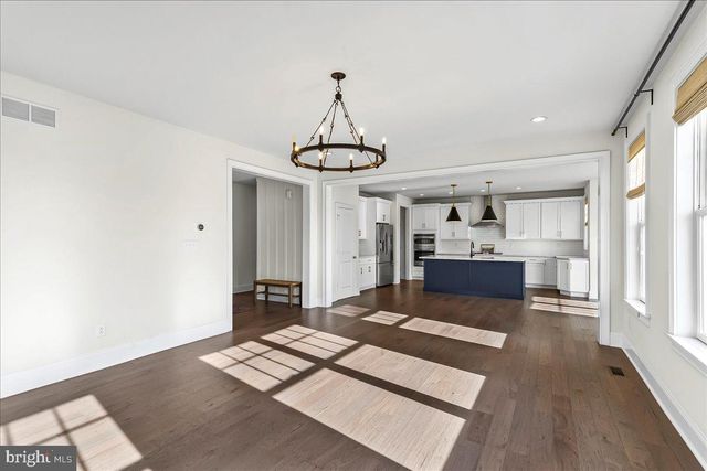 100 ITHAN CT, Kennett Square, PA 19348