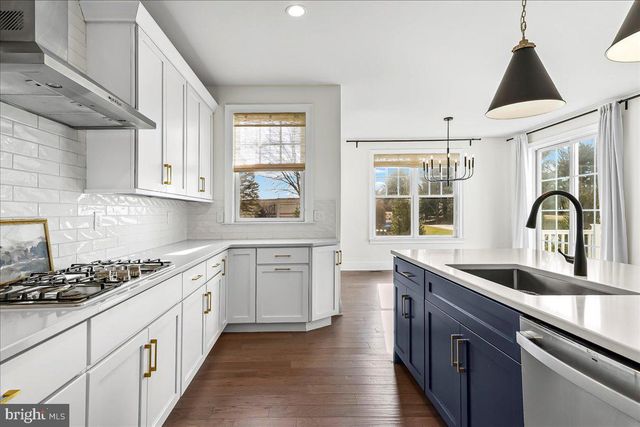 100 ITHAN CT, Kennett Square, PA 19348