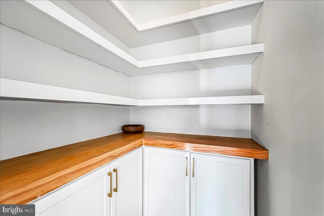 100 ITHAN CT, Kennett Square, PA 19348