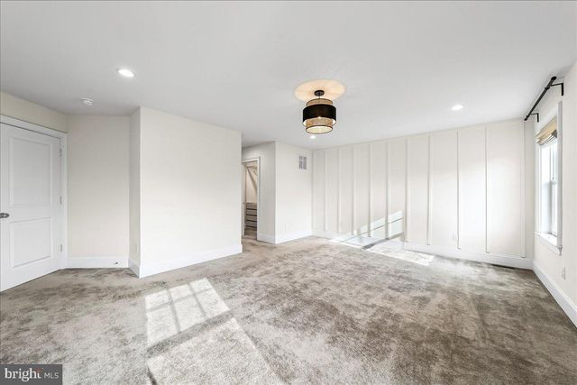 100 ITHAN CT, Kennett Square, PA 19348