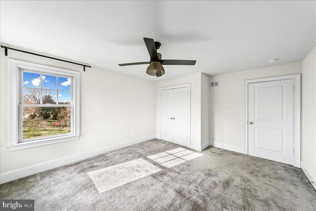 100 ITHAN CT, Kennett Square, PA 19348