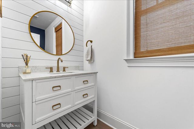 100 ITHAN CT, Kennett Square, PA 19348