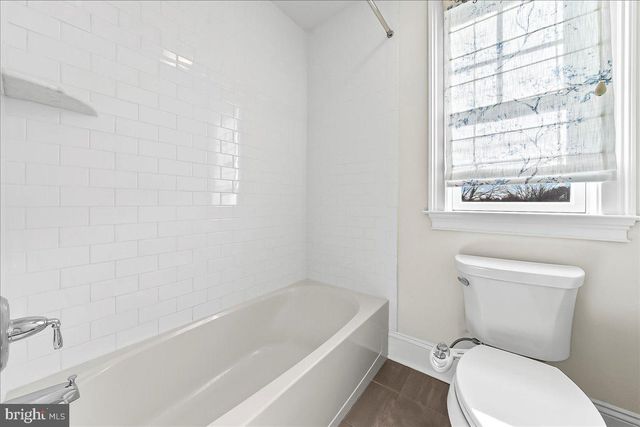 100 ITHAN CT, Kennett Square, PA 19348