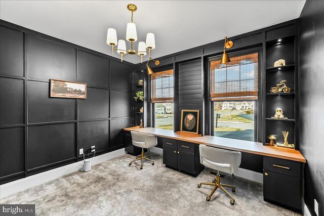 100 ITHAN CT, Kennett Square, PA 19348