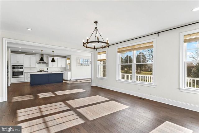 100 ITHAN CT, Kennett Square, PA 19348