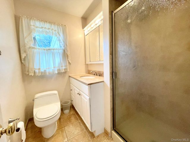 21 Harmony Road, Spring Valley, NY 10977