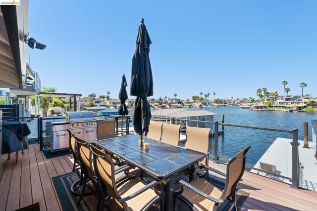 5621 Starboard Dr, Discovery Bay, CA 94505