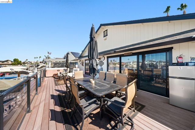 5621 Starboard Dr, Discovery Bay, CA 94505