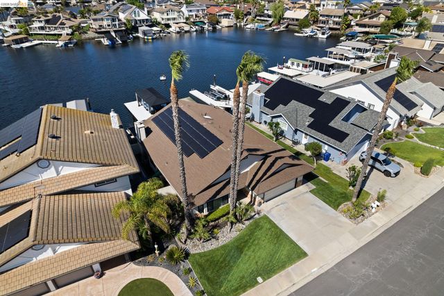 5621 Starboard Dr, Discovery Bay, CA 94505