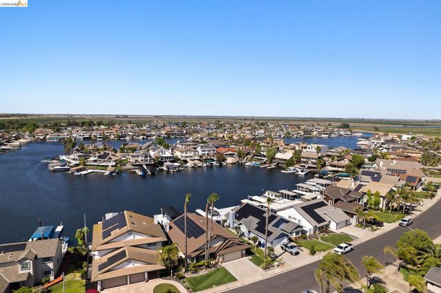 5621 Starboard Dr, Discovery Bay, CA 94505